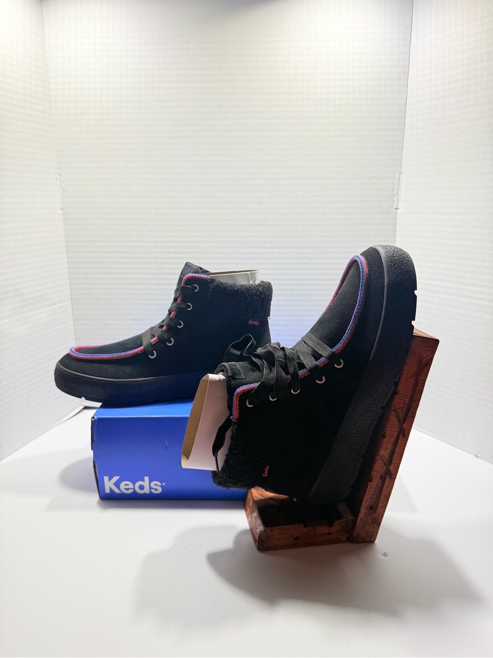 Keds Explore Boots Suede Black High-Top  Womens Size 9M WH68053  6” New